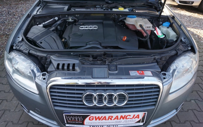 Audi A4 cena 18900 przebieg: 352000, rok produkcji 2007 z Łaszczów małe 211